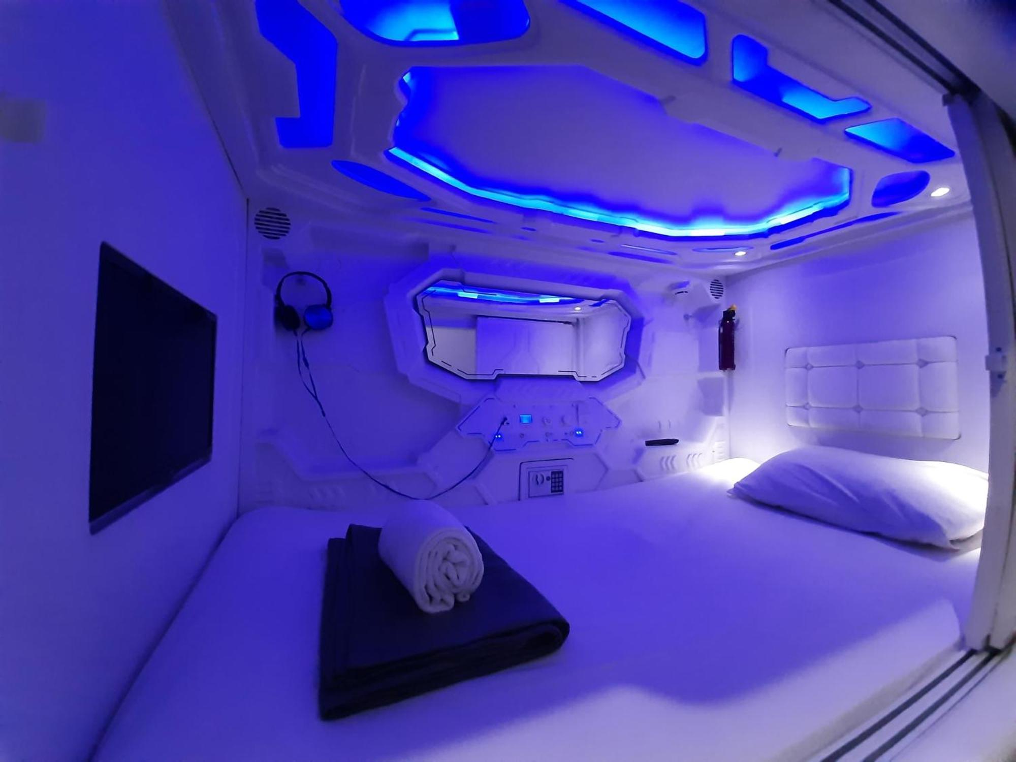 Hotel Shakti Capsule 반둥 외부 사진